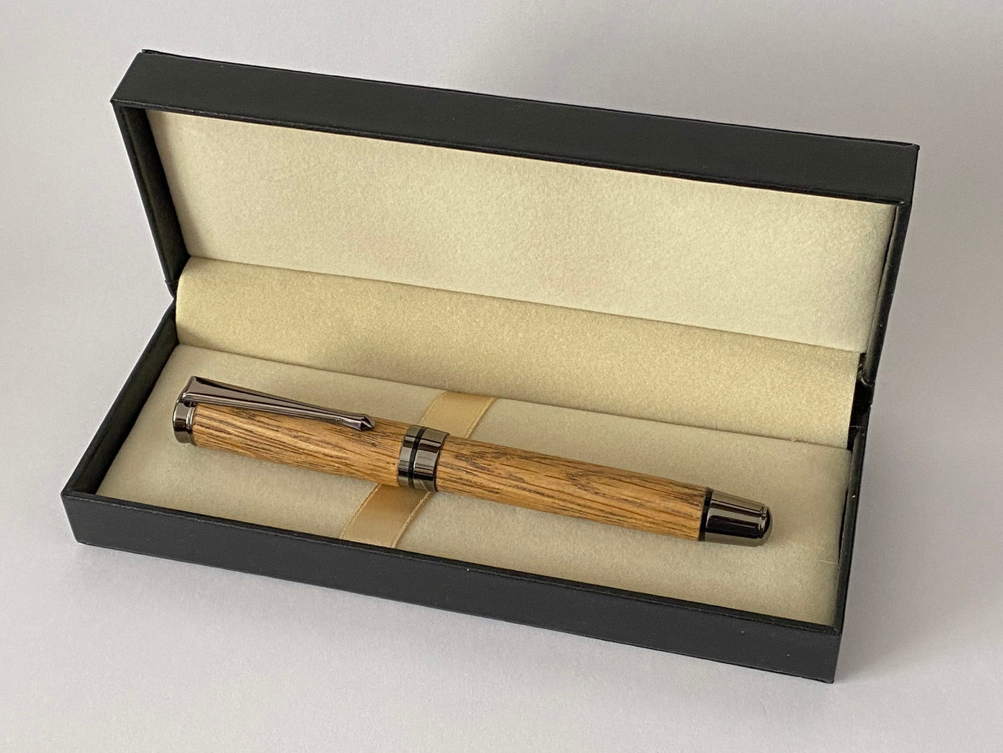 Irish Whiskey Barrel Fountain Pen - Style 2 | Handcrafted Wooden Oak Pen